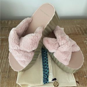 Tory Burch fuzzy platform slippers size 10